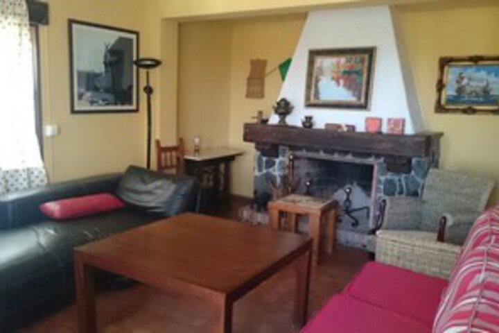 Room 16 of 44