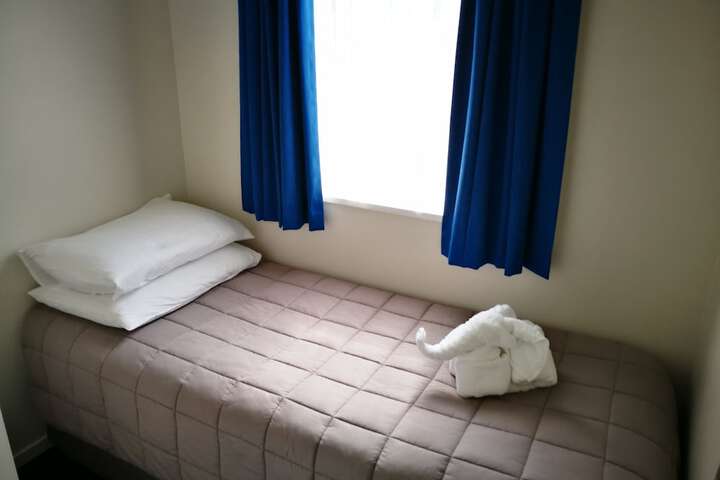 Room 30 of 63