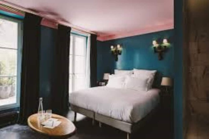 Room 34 of 50