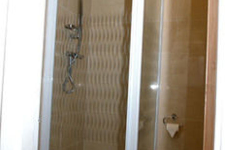 Room 5 of 22