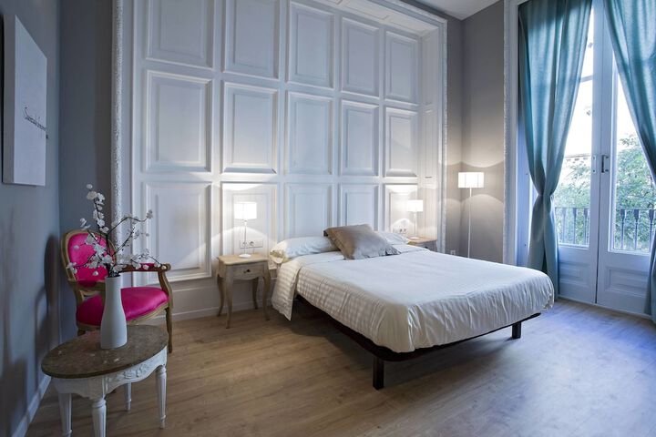 Room 4 of 43