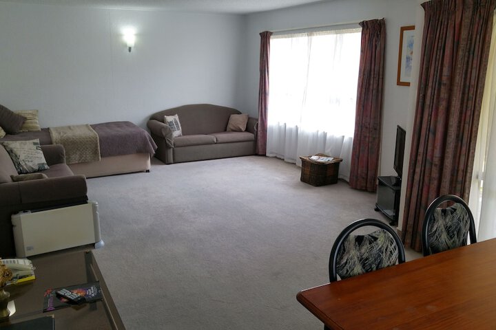Room 13 of 23