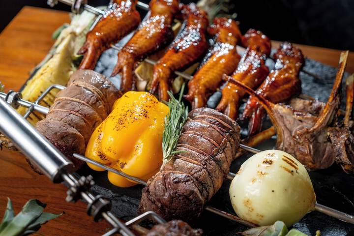 Dining 82 of 148