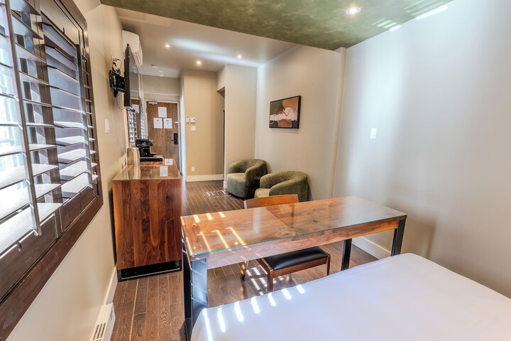 Room 20 of 89