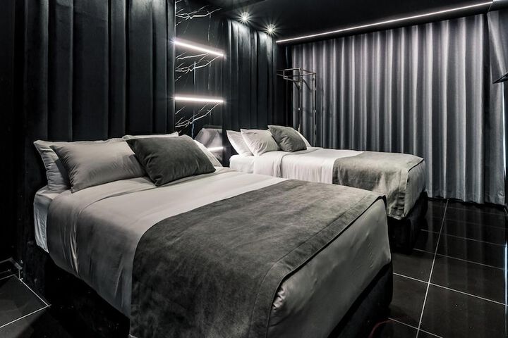 Room 21 of 58