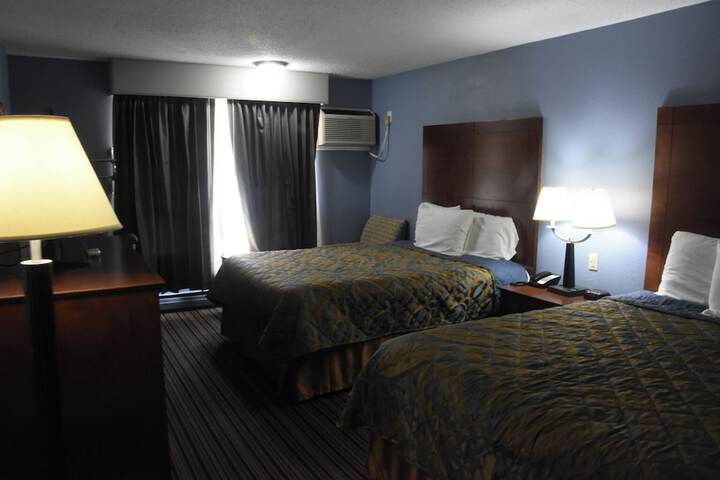 Room 3 of 12