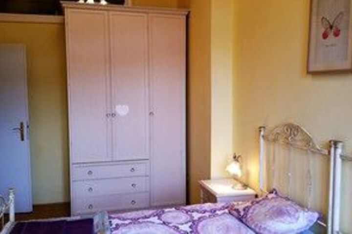 Room 26 of 39