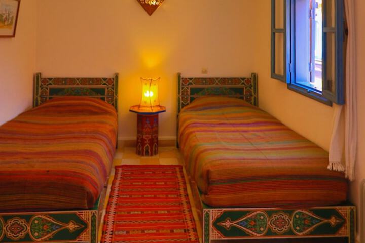 Room 40 of 266