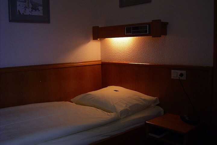 Room 26 of 49