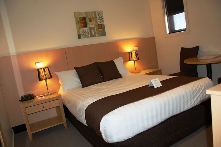Room 21 of 50