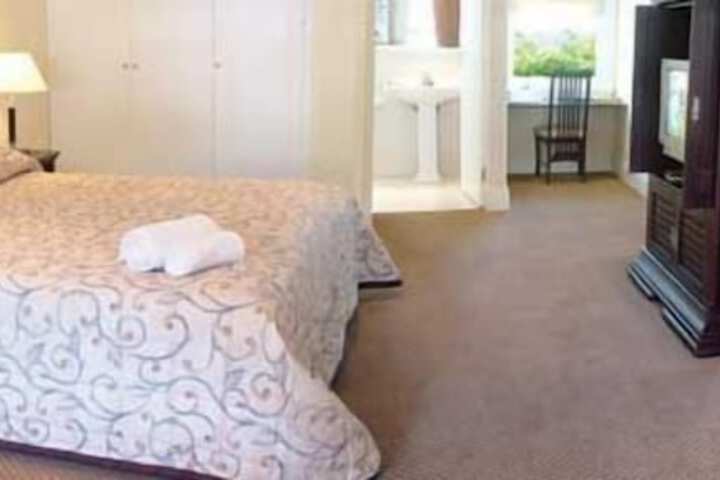 Room 2 of 21