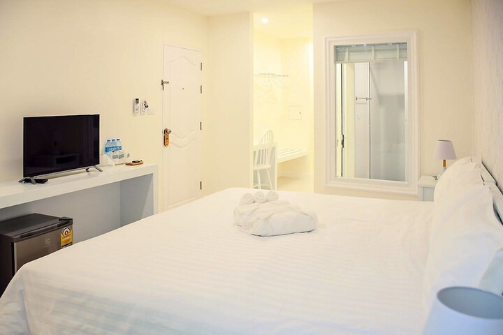 Room 7 of 45