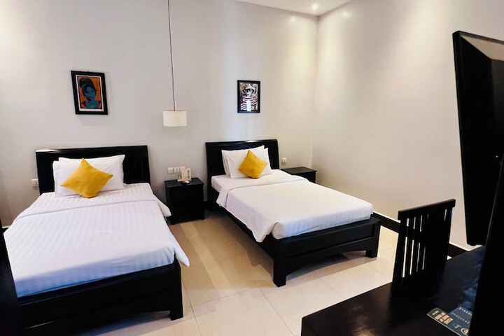 Room 49 of 174