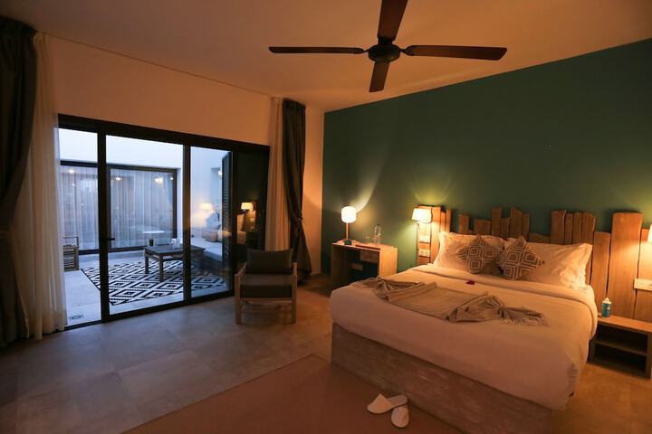 Room 8 of 41