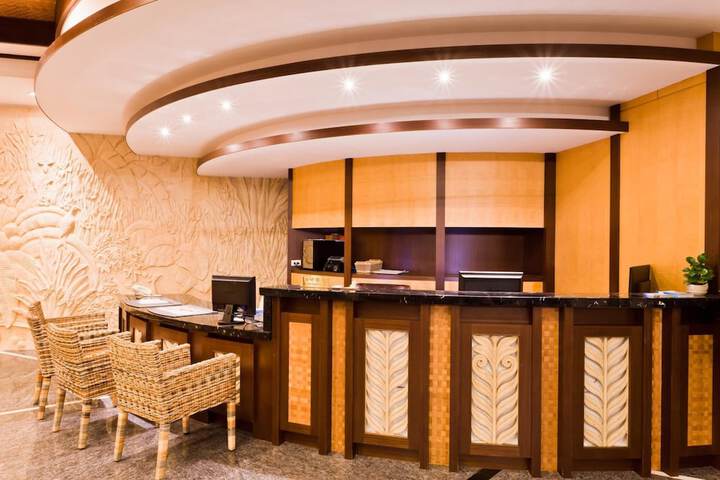 Guest Lobby