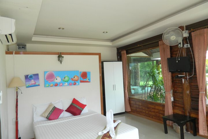 Room 18 of 83