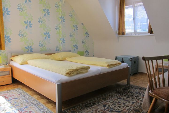 Room 16 of 24