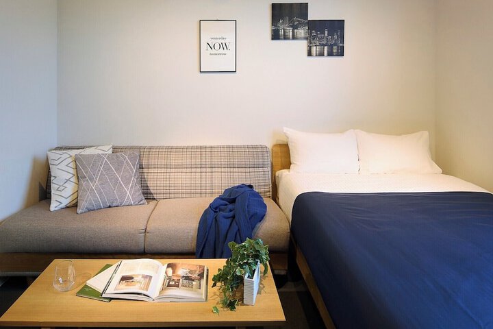 Room 6 of 22
