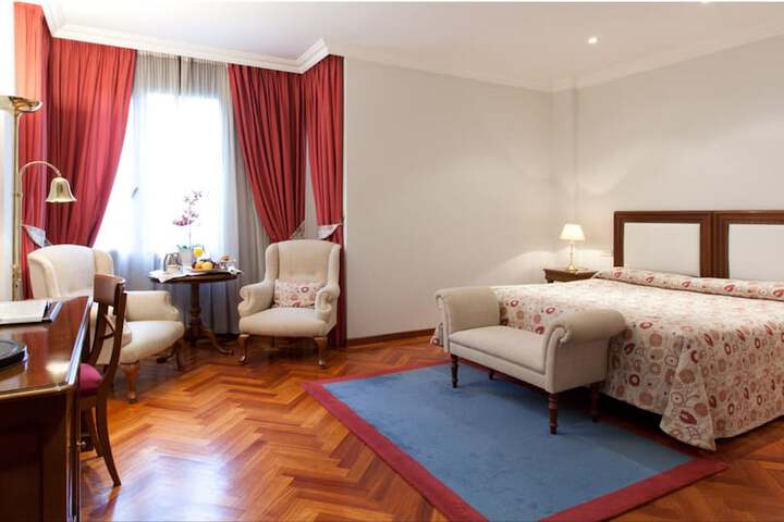 Room 7 of 41