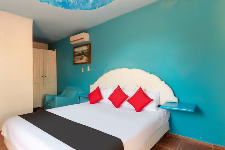 Room 3 of 50