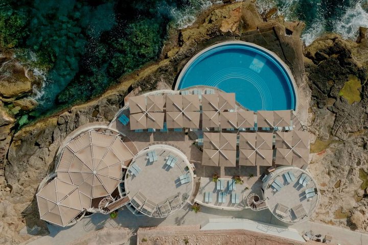 Pool 61 of 79