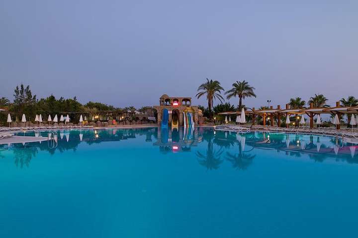 Pool 20 of 74