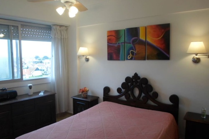 Room 2 of 48