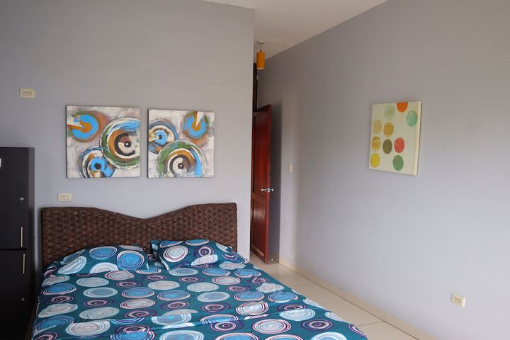 Room 16 of 111