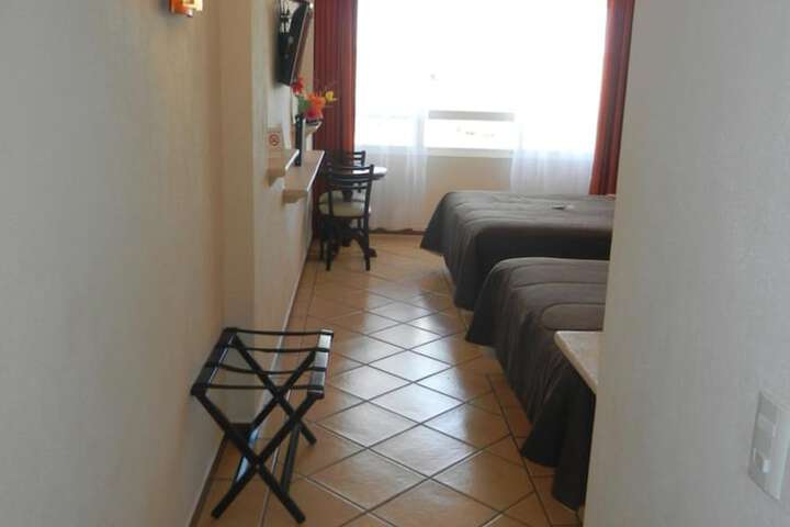 Room 17 of 60
