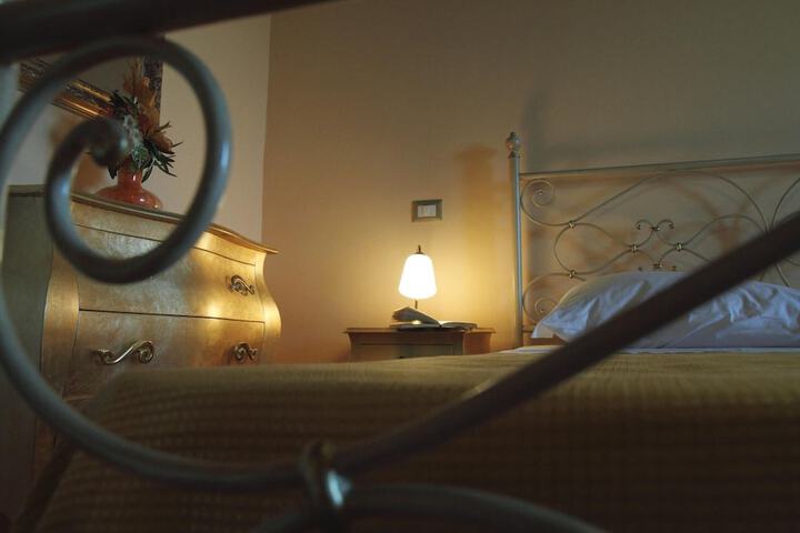 Room 5 of 58