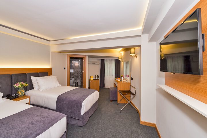 Room 21 of 45