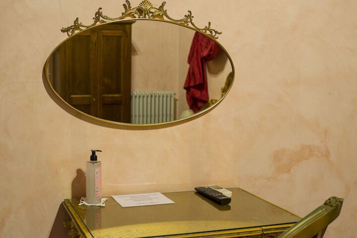 Room 14 of 53