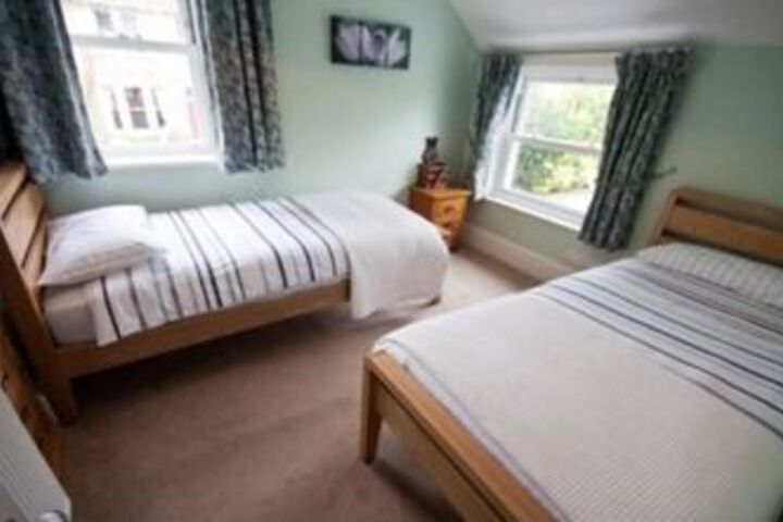 Room 16 of 25