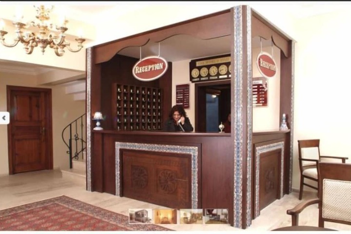 Entrance & Lobby
