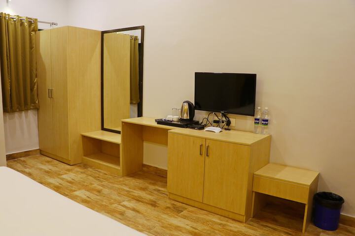Room 17 of 47