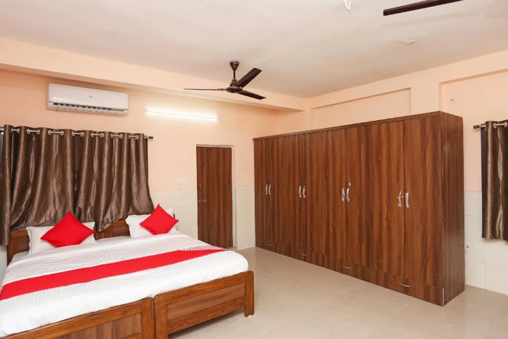 Room 3 of 14