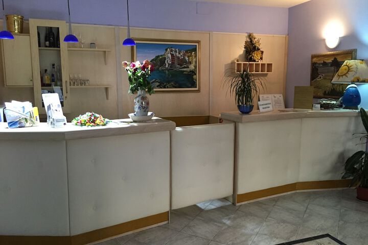 Hotel Interior 2 of 28