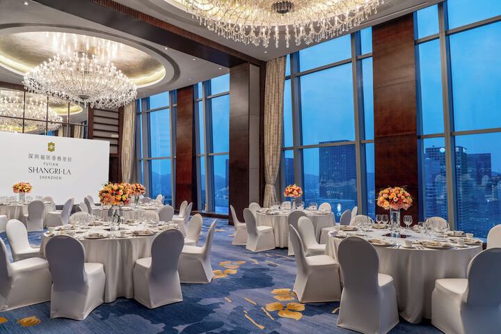 Ballroom/Hall 123 of 148