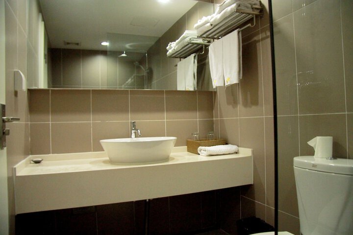 Clean Restrooms