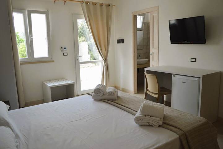 Room 10 of 96