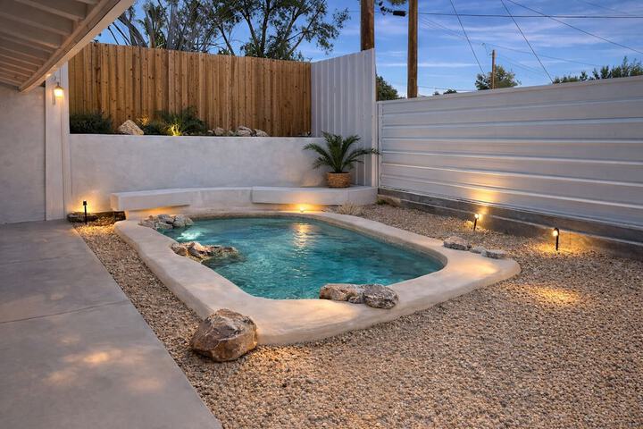 Pool 18 of 35