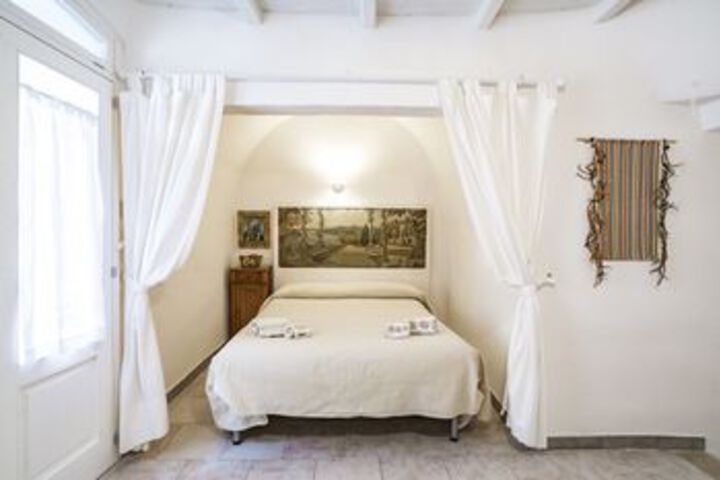 Room 1 of 19