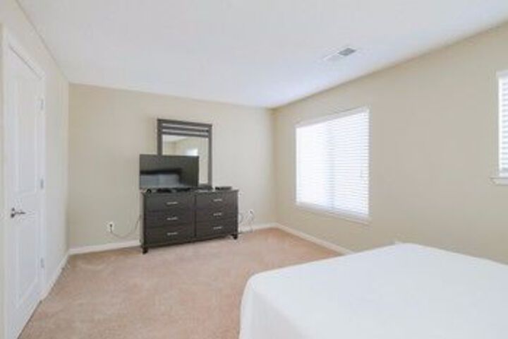 Room 7 of 22