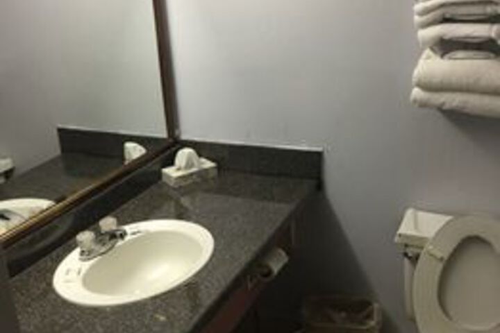 Room 2 of 24