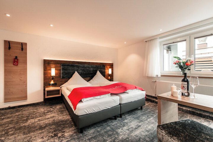 Room 12 of 78