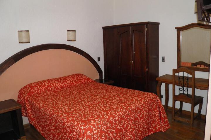 Room 19 of 43