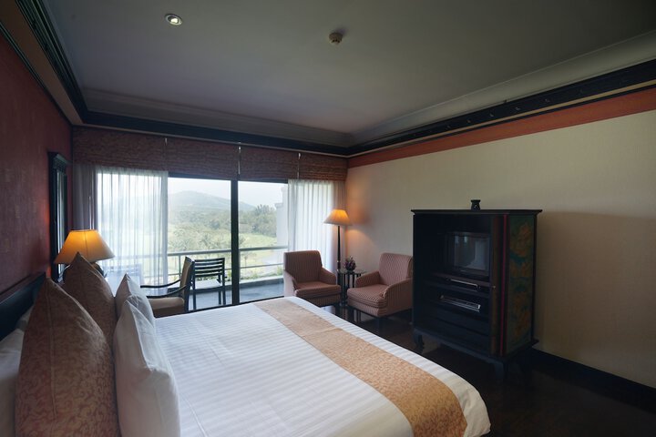 Room 7 of 38