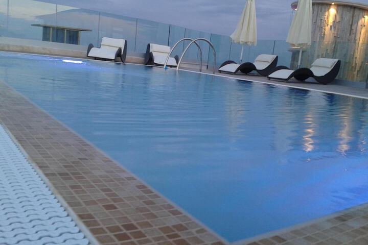Pool 38 of 66