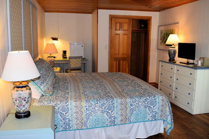 Room 25 of 309