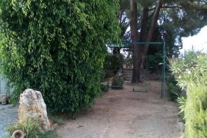 Hotel Entry